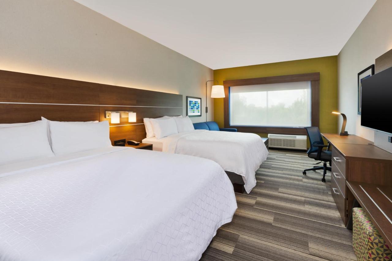 Holiday Inn Express & Suites - Milan - Sandusky Area By Ihg Exterior photo