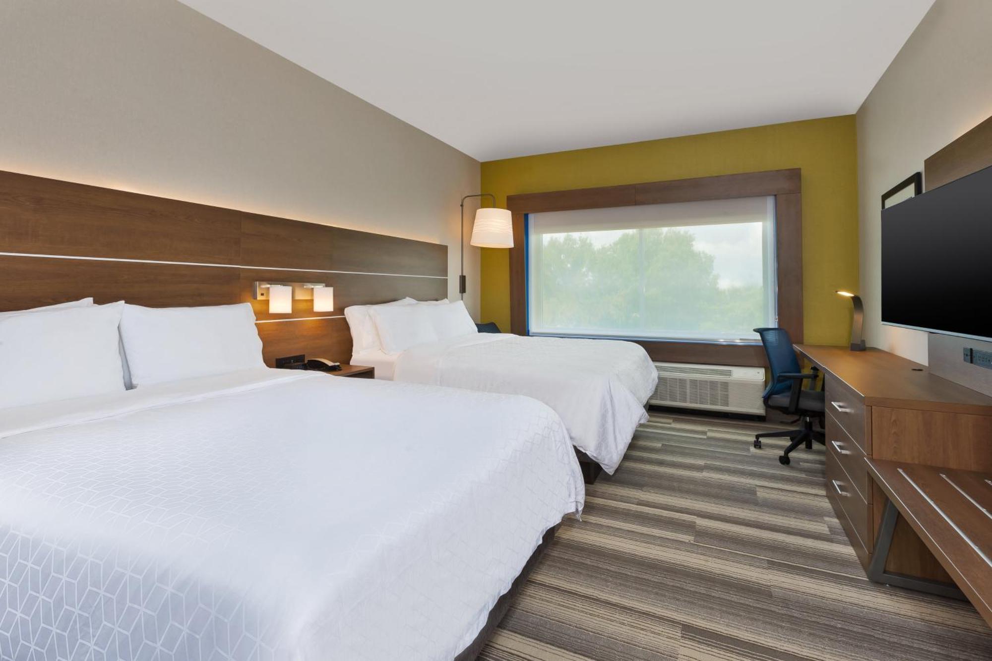 Holiday Inn Express & Suites - Milan - Sandusky Area By Ihg Exterior photo